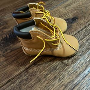 Timberland infant crib bootie - Size 1